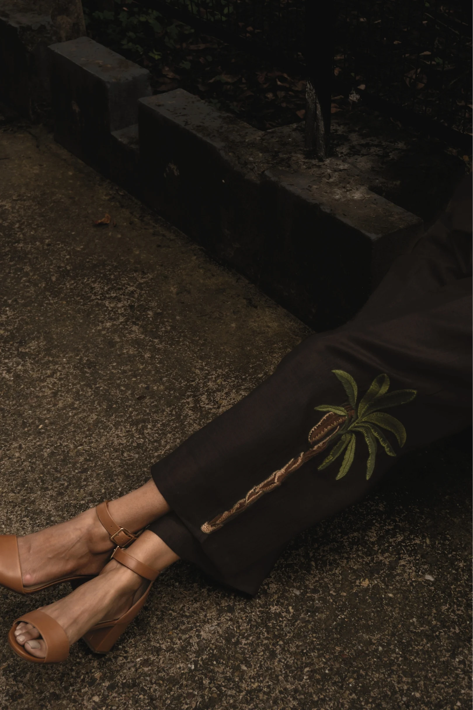 Oudhi woman visual 2